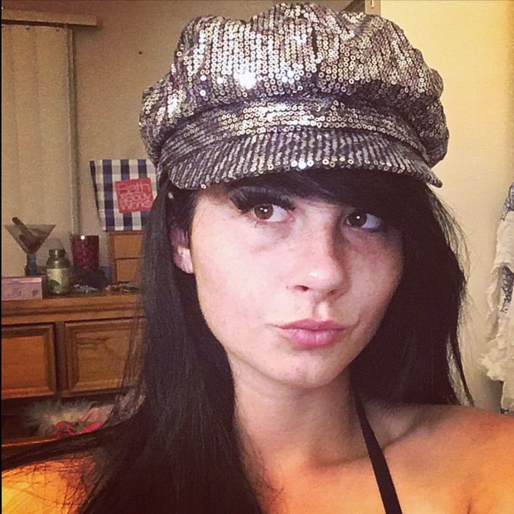 Dolls Kill Hat🧢✨✨